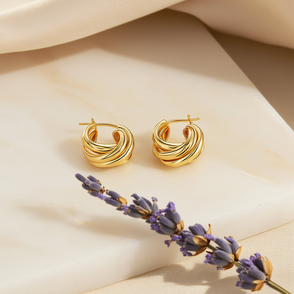 JUSTOP O-Ring Spiral Hoop Earrings - Lifestyle Scene